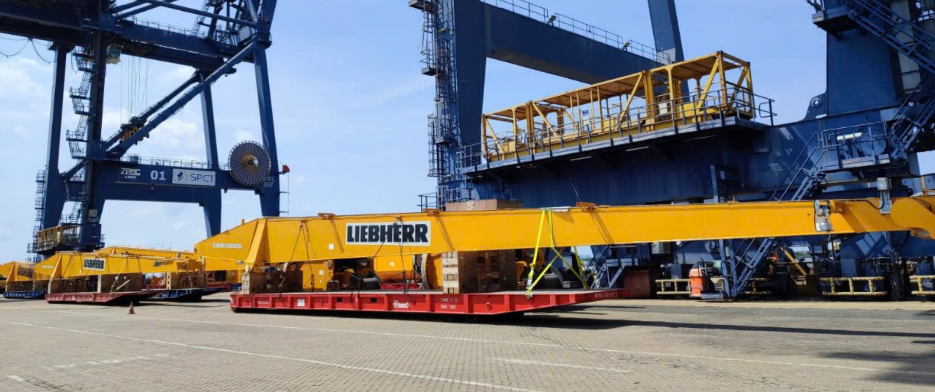 vận chuyển hàng thiết bị 