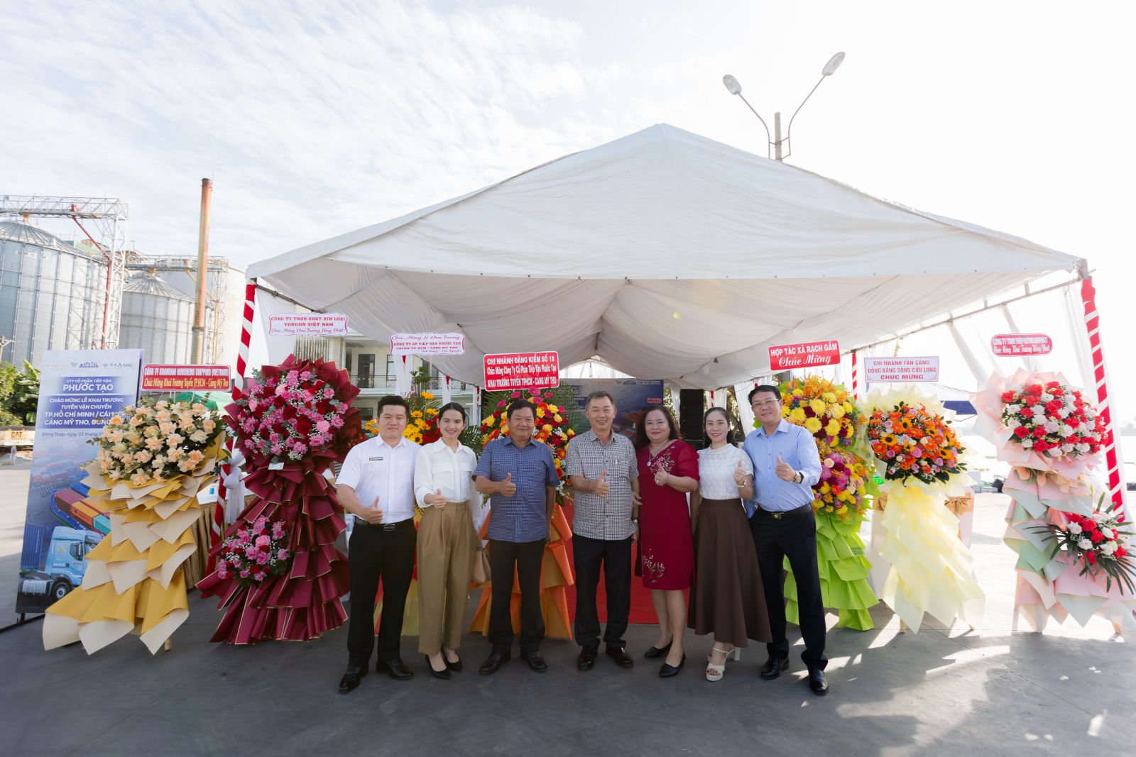 Công ty Cổ Phần Tiếp Vận Phước Tạo cùng khách hàng, đối tác